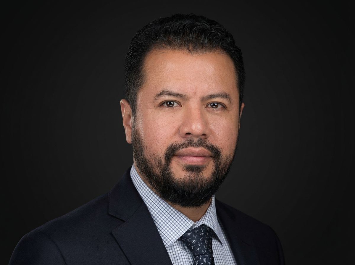 Miguel Valdivia, Ecolosophy co-founder